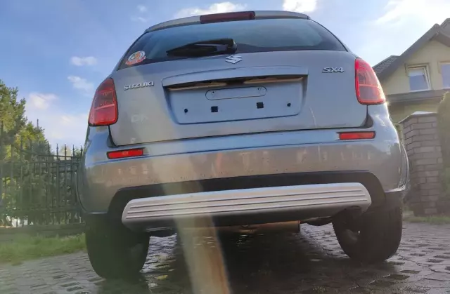 SUZUKI SX4 