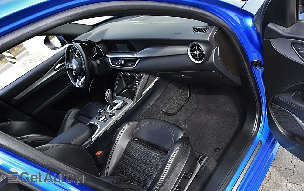 ALFA ROMEO Stelvio 2.0 Turbo Veloce Q4