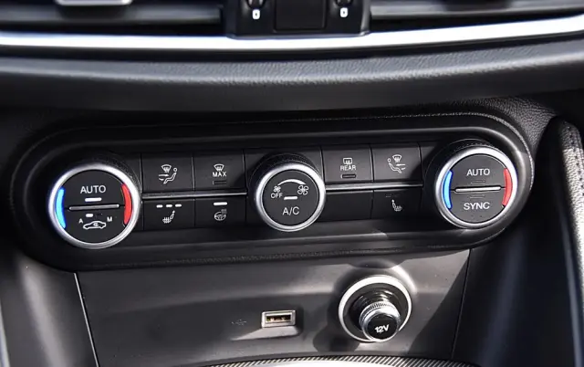 ALFA ROMEO Stelvio 2.0 Turbo Veloce Q4