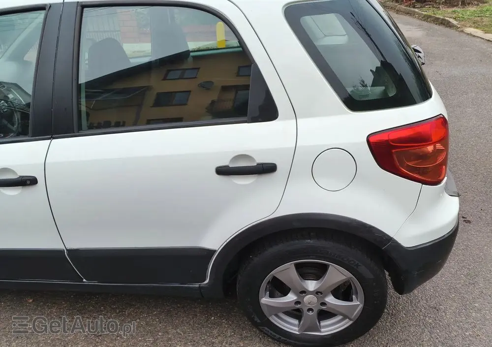 FIAT Sedici 1.6 16V 4x2 Dynamic