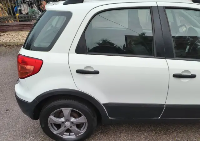 FIAT Sedici 1.6 16V 4x2 Dynamic