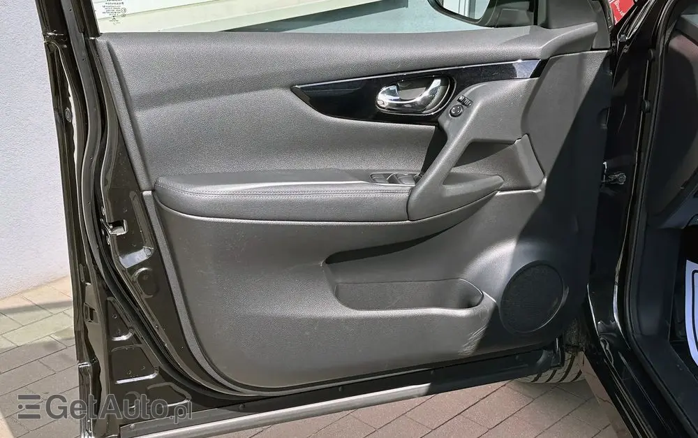 NISSAN Qashqai 1.6 DIG-T Tekna+