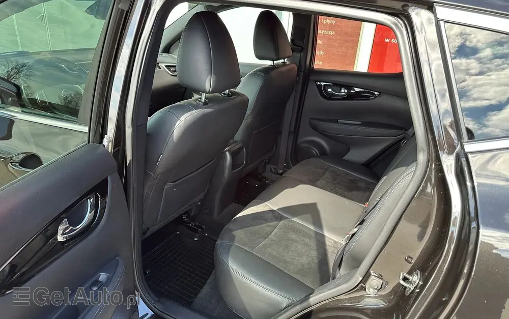 NISSAN Qashqai 1.6 DIG-T Tekna+