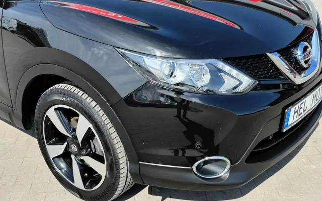NISSAN Qashqai 1.6 DIG-T Tekna+