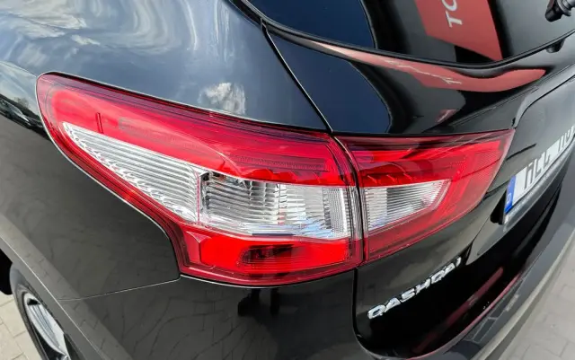 NISSAN Qashqai 1.6 DIG-T Tekna+