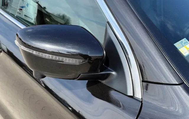 NISSAN Qashqai 1.6 DIG-T Tekna+