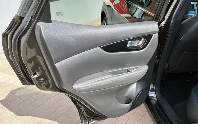 NISSAN Qashqai 1.6 DIG-T Tekna+