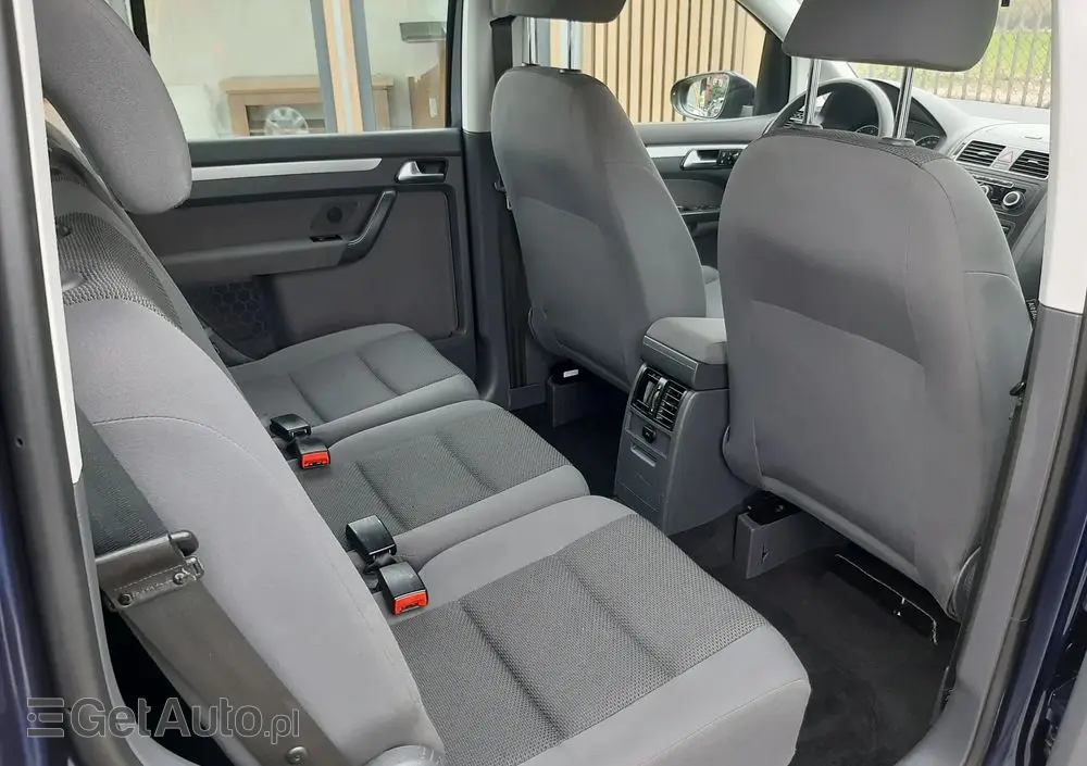 VOLKSWAGEN Touran 1.6 TDI DPF BlueMotion Technology Comfortline
