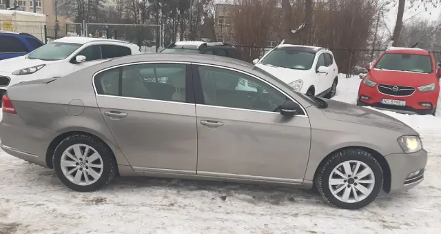 VOLKSWAGEN Passat 2.0 TDI Comfortline