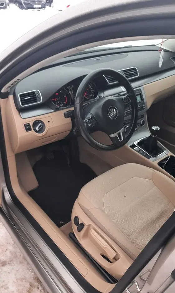 VOLKSWAGEN Passat 2.0 TDI Comfortline