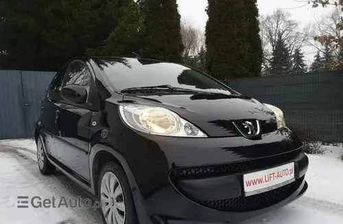 PEUGEOT 107 