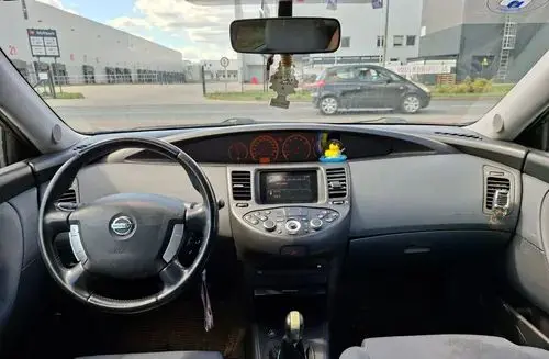 NISSAN Primera 