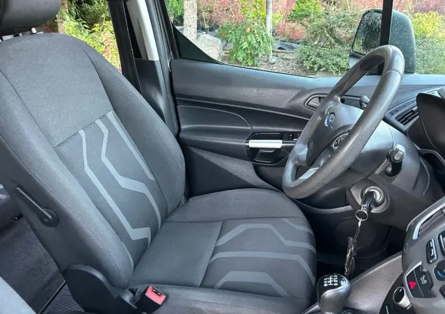 FORD Tourneo Connect 