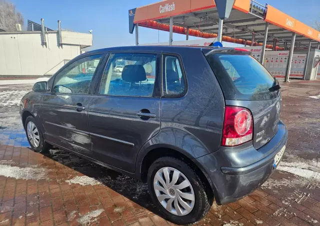 VOLKSWAGEN Polo 1.2 Special