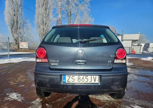 VOLKSWAGEN Polo 1.2 Special