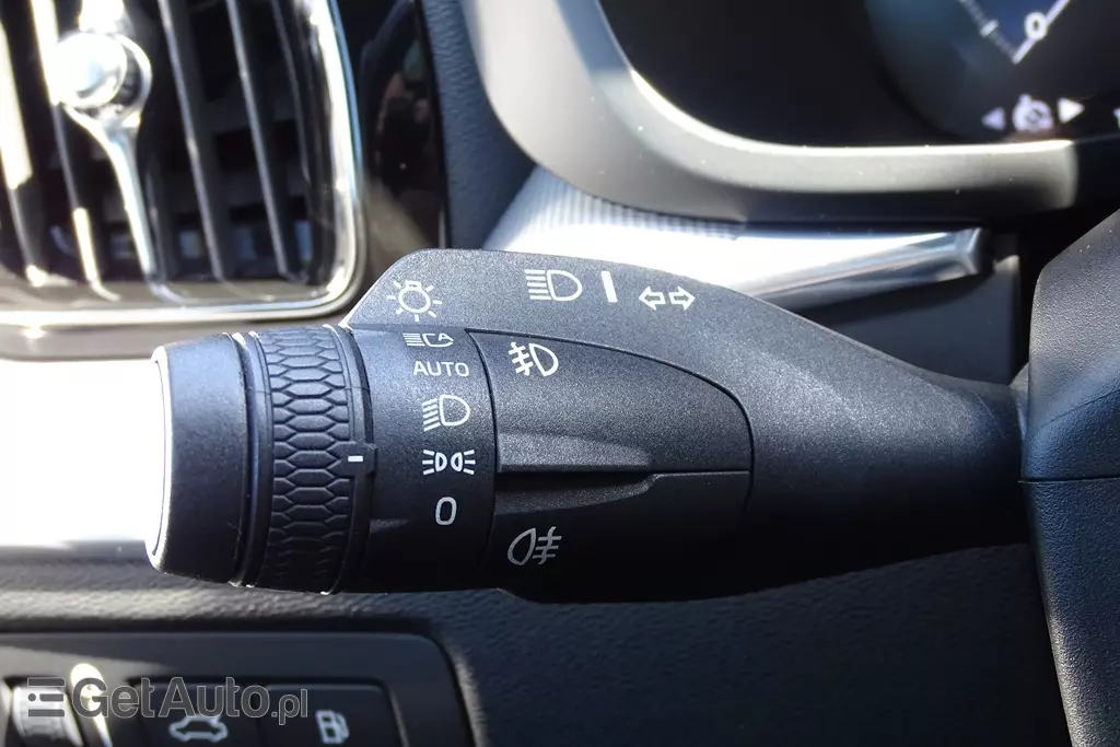 VOLVO XC 60 R-Design AWD Getr