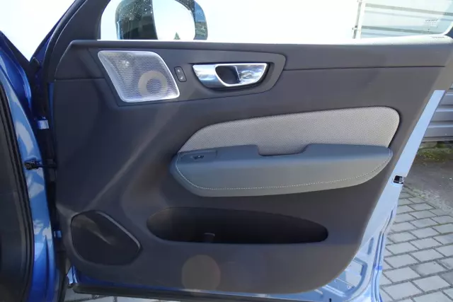 VOLVO XC 60 R-Design AWD Getr