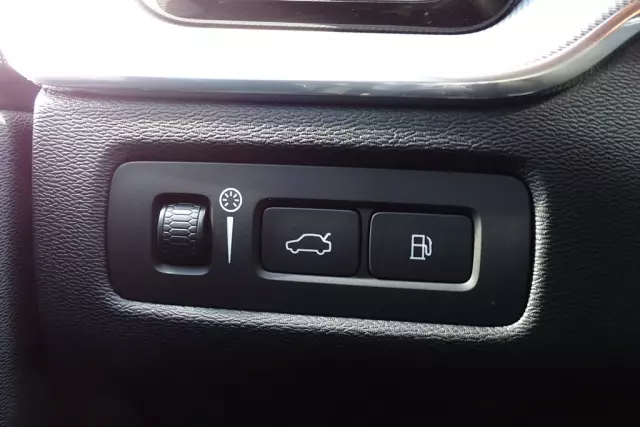 VOLVO XC 60 R-Design AWD Getr