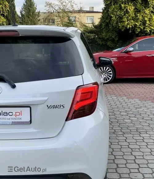 TOYOTA Yaris 