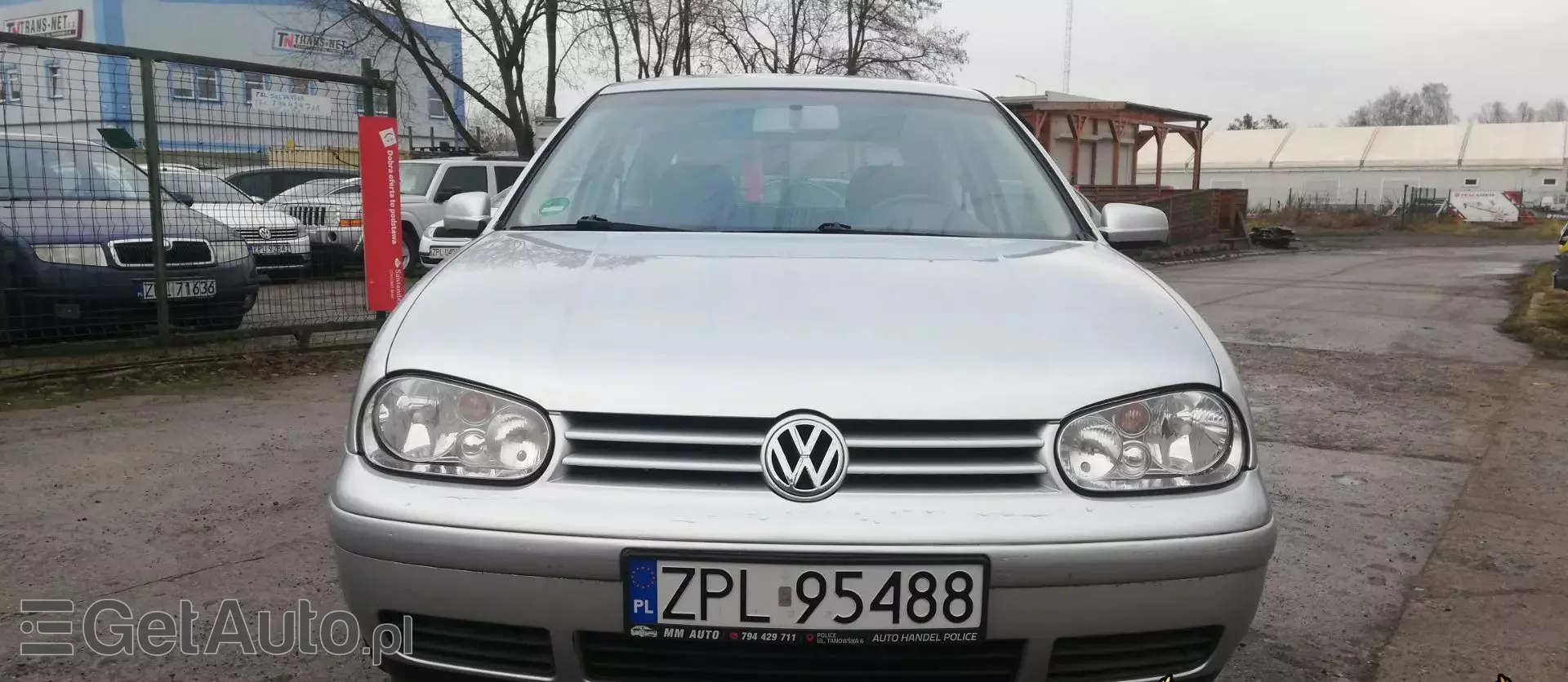 VOLKSWAGEN Golf 