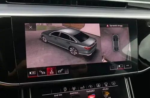 AUDI A8 