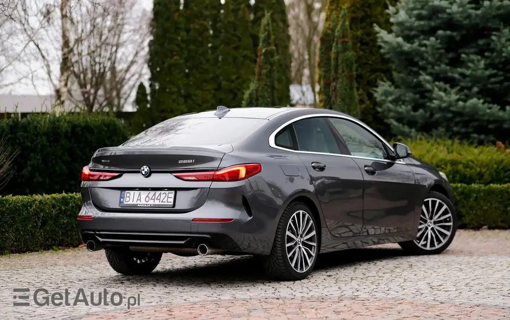 BMW Seria 2 225i xDrive Sport-Aut