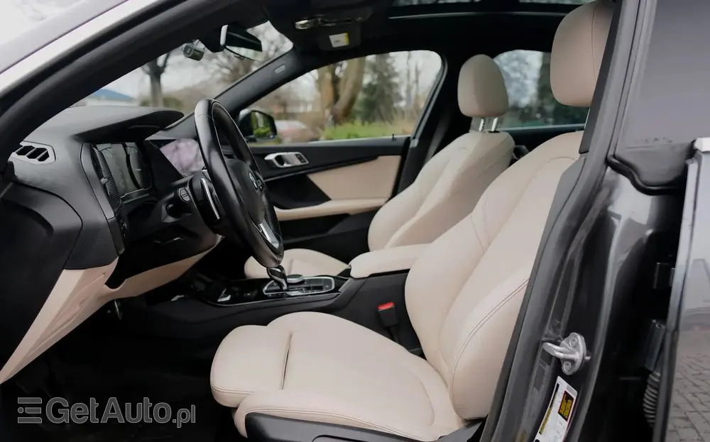 BMW Seria 2 225i xDrive Sport-Aut