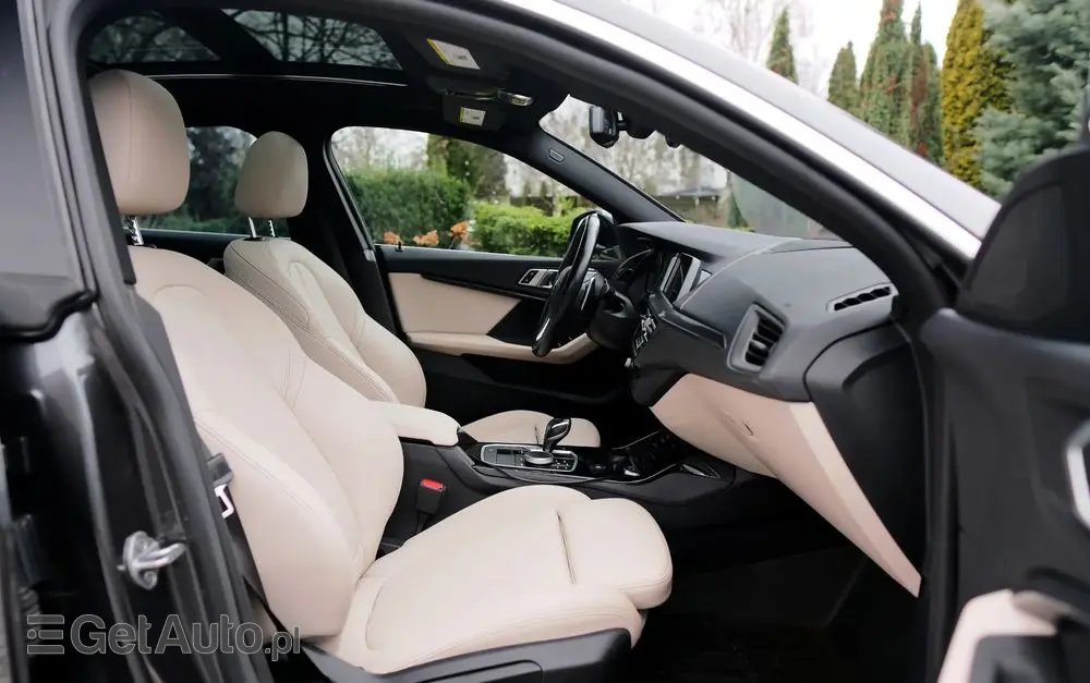 BMW Seria 2 225i xDrive Sport-Aut