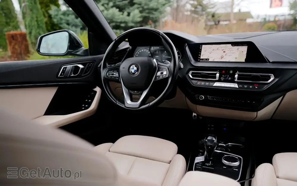 BMW Seria 2 225i xDrive Sport-Aut