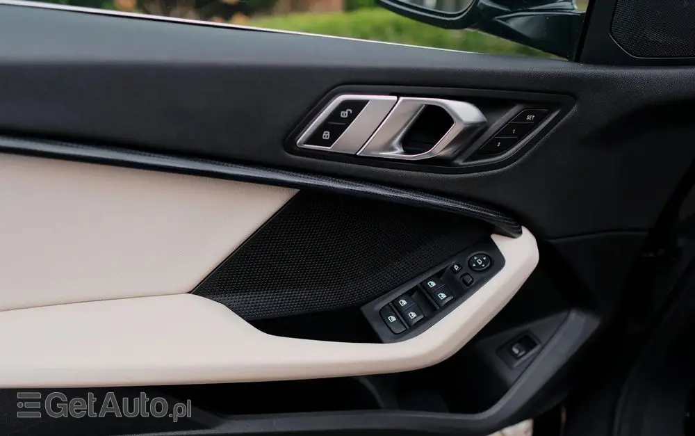 BMW Seria 2 225i xDrive Sport-Aut