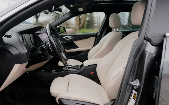 BMW Seria 2 225i xDrive Sport-Aut