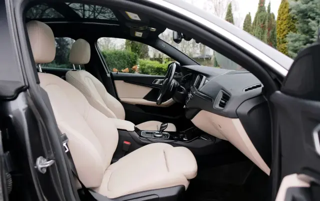 BMW Seria 2 225i xDrive Sport-Aut