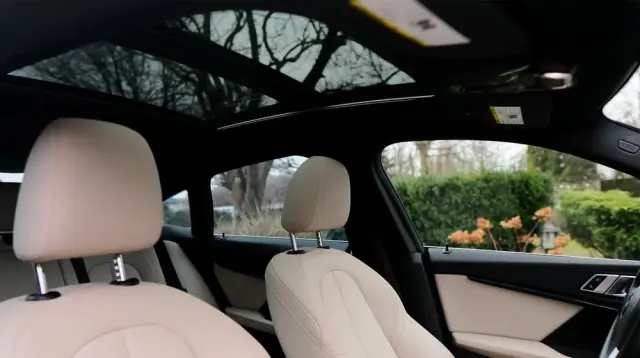 BMW Seria 2 225i xDrive Sport-Aut