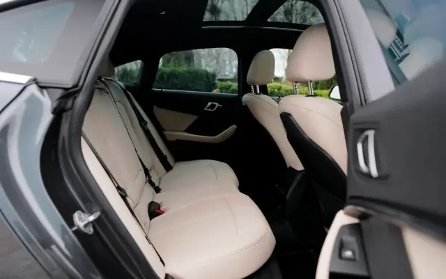 BMW Seria 2 225i xDrive Sport-Aut