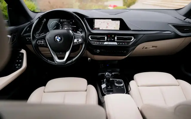 BMW Seria 2 225i xDrive Sport-Aut