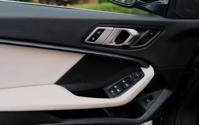 BMW Seria 2 225i xDrive Sport-Aut