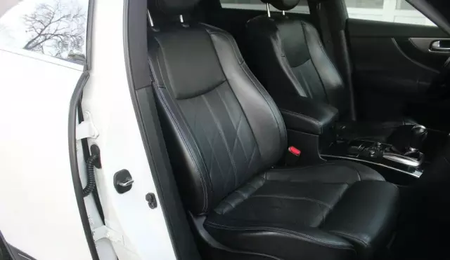 INFINITI QX70 3.0D V6 (238 KM) Automatic AWD