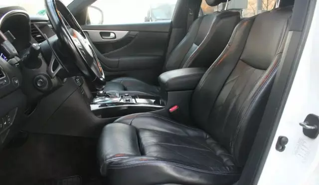 INFINITI QX70 3.0D V6 (238 KM) Automatic AWD