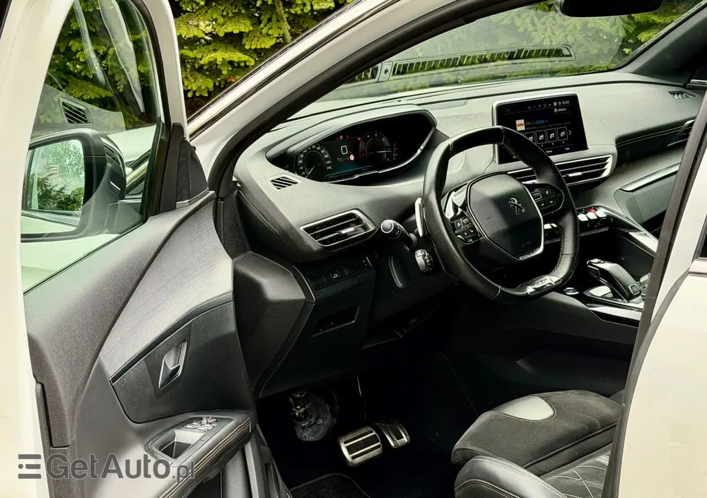 PEUGEOT 5008 BlueHDi 180 EAT6 GT