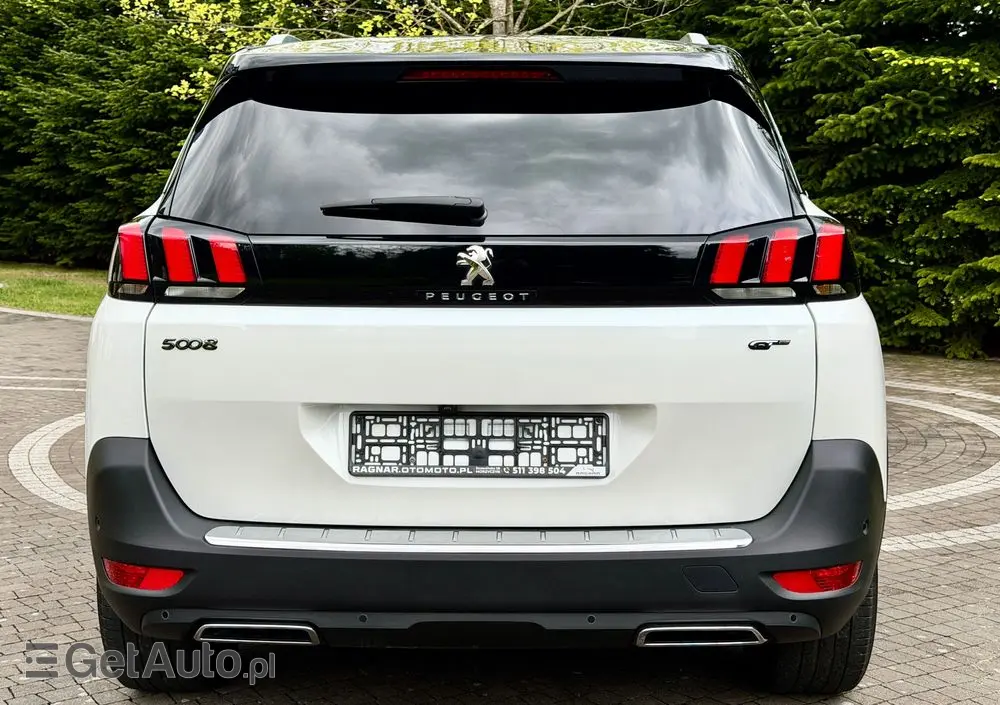 PEUGEOT 5008 BlueHDi 180 EAT6 GT