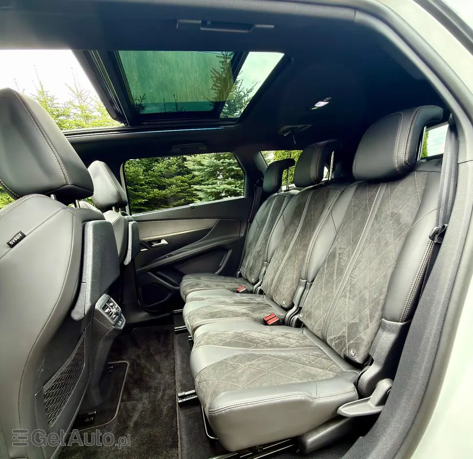 PEUGEOT 5008 BlueHDi 180 EAT6 GT