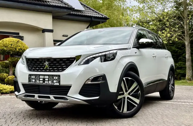 PEUGEOT 5008 BlueHDi 180 EAT6 GT