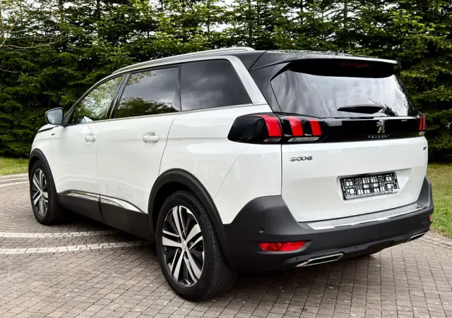 PEUGEOT 5008 BlueHDi 180 EAT6 GT