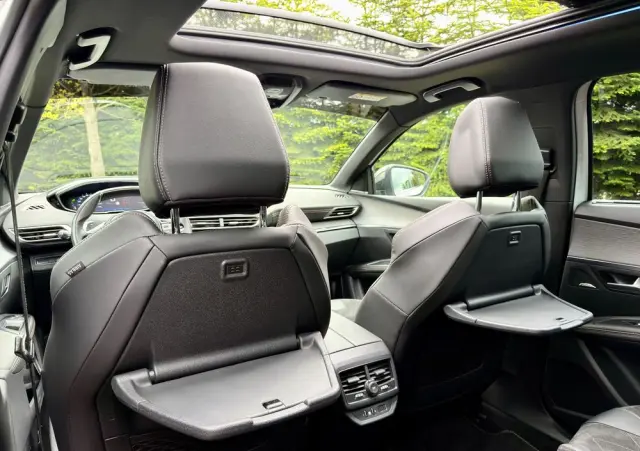 PEUGEOT 5008 BlueHDi 180 EAT6 GT