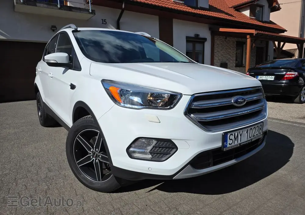 FORD Kuga 1.5 EcoBoost 2x4 Cool & Connect