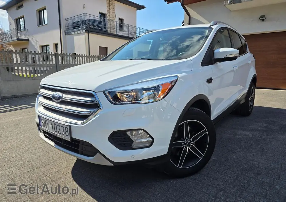 FORD Kuga 1.5 EcoBoost 2x4 Cool & Connect