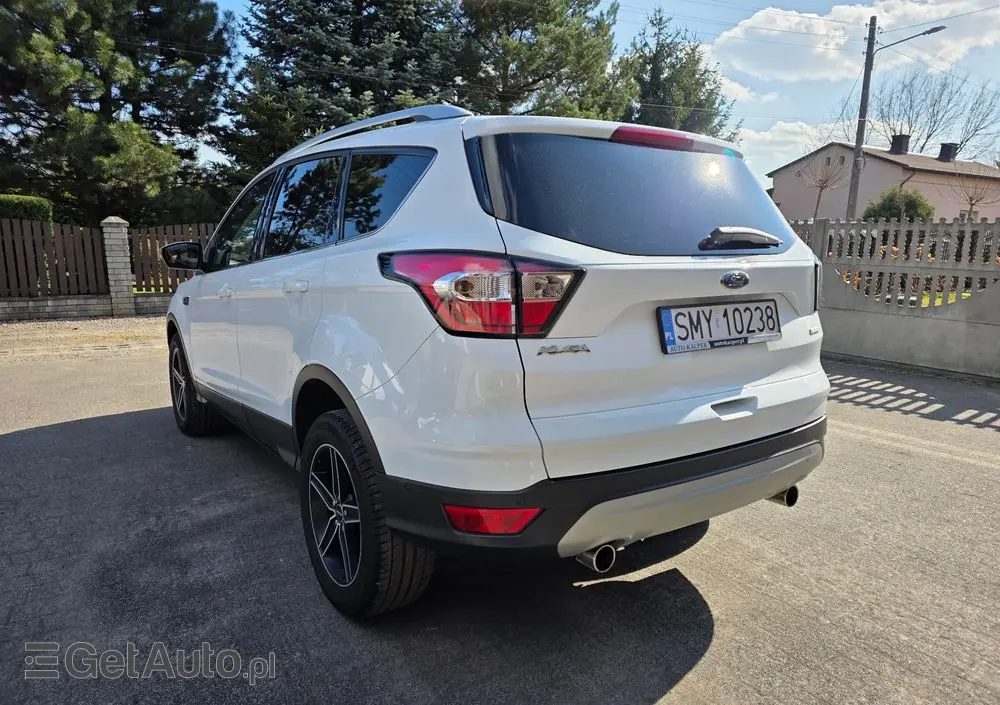 FORD Kuga 1.5 EcoBoost 2x4 Cool & Connect