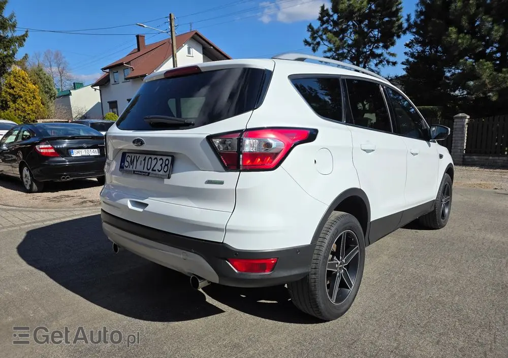 FORD Kuga 1.5 EcoBoost 2x4 Cool & Connect