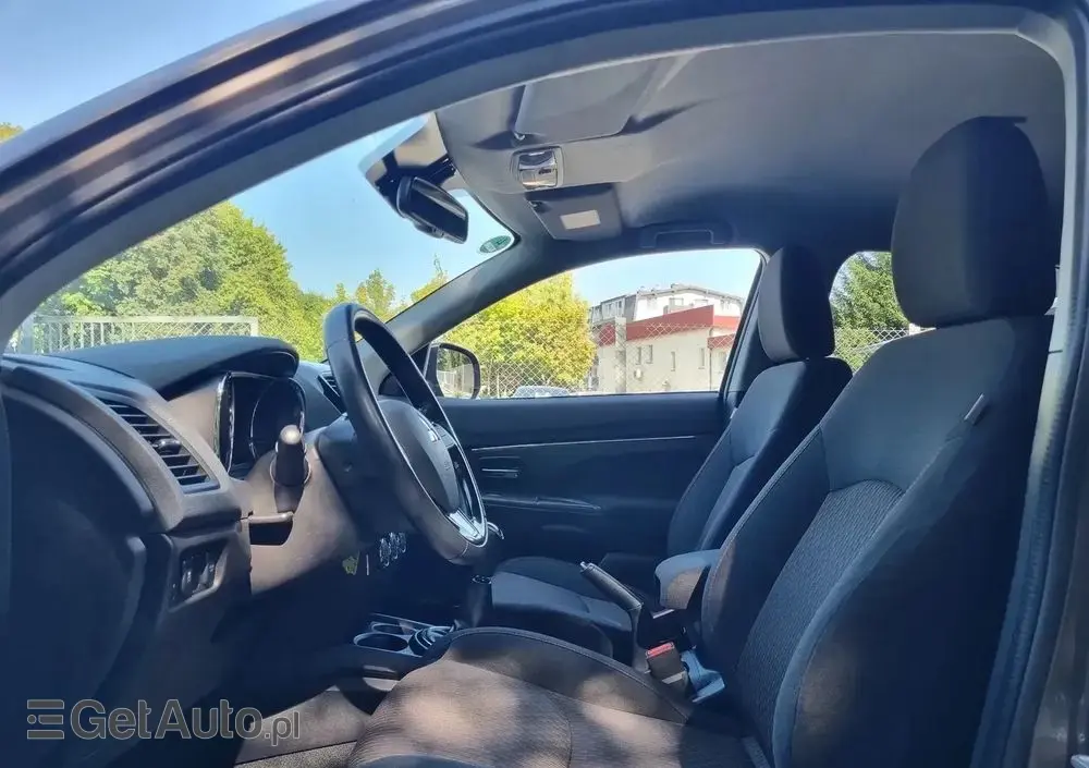 MITSUBISHI ASX 1.6 Invite