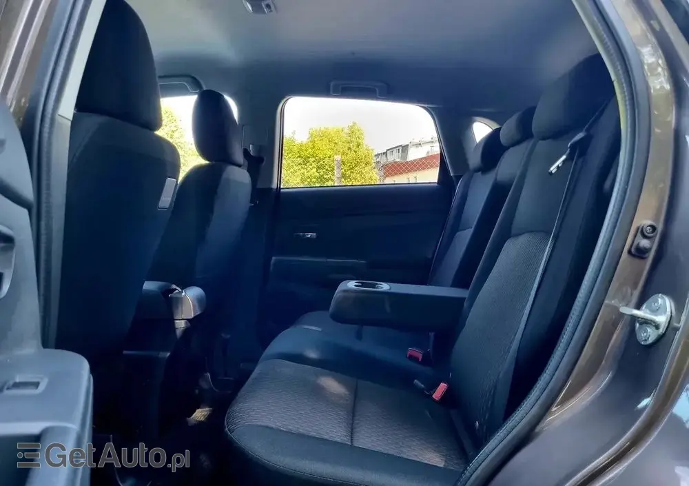 MITSUBISHI ASX 1.6 Invite